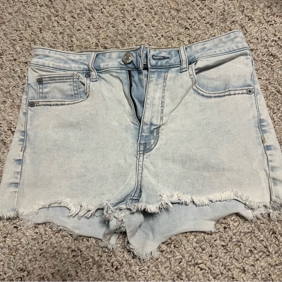 5/$100 AE Jean Short - Picture 1 of 4